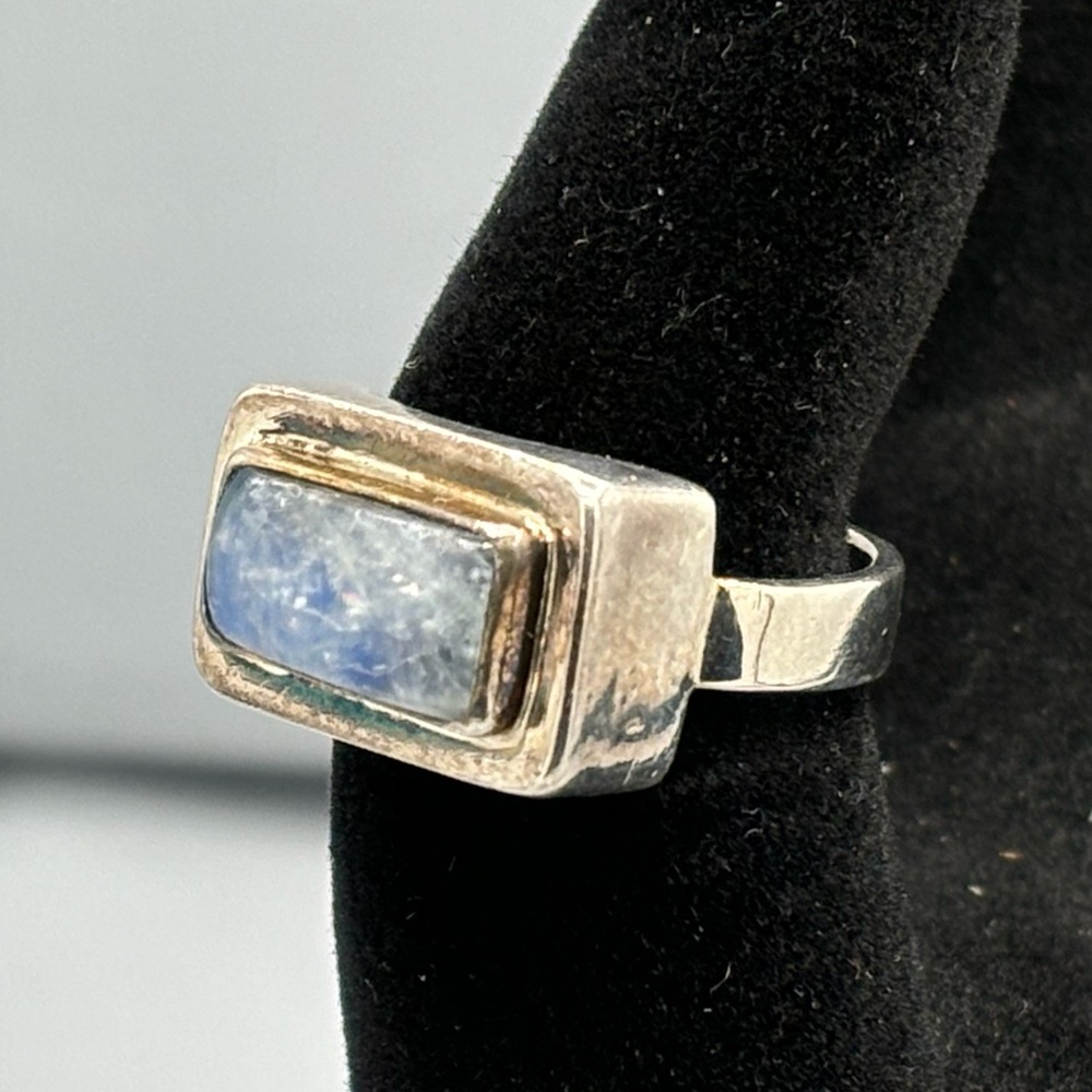 Elegant Silver and Blue Moonstone Stone Ring